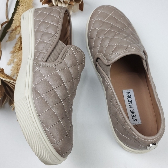 🔴 STEVE Madden Quilted Lether Grey Tan Loafers 6m - Picture 6 of 13